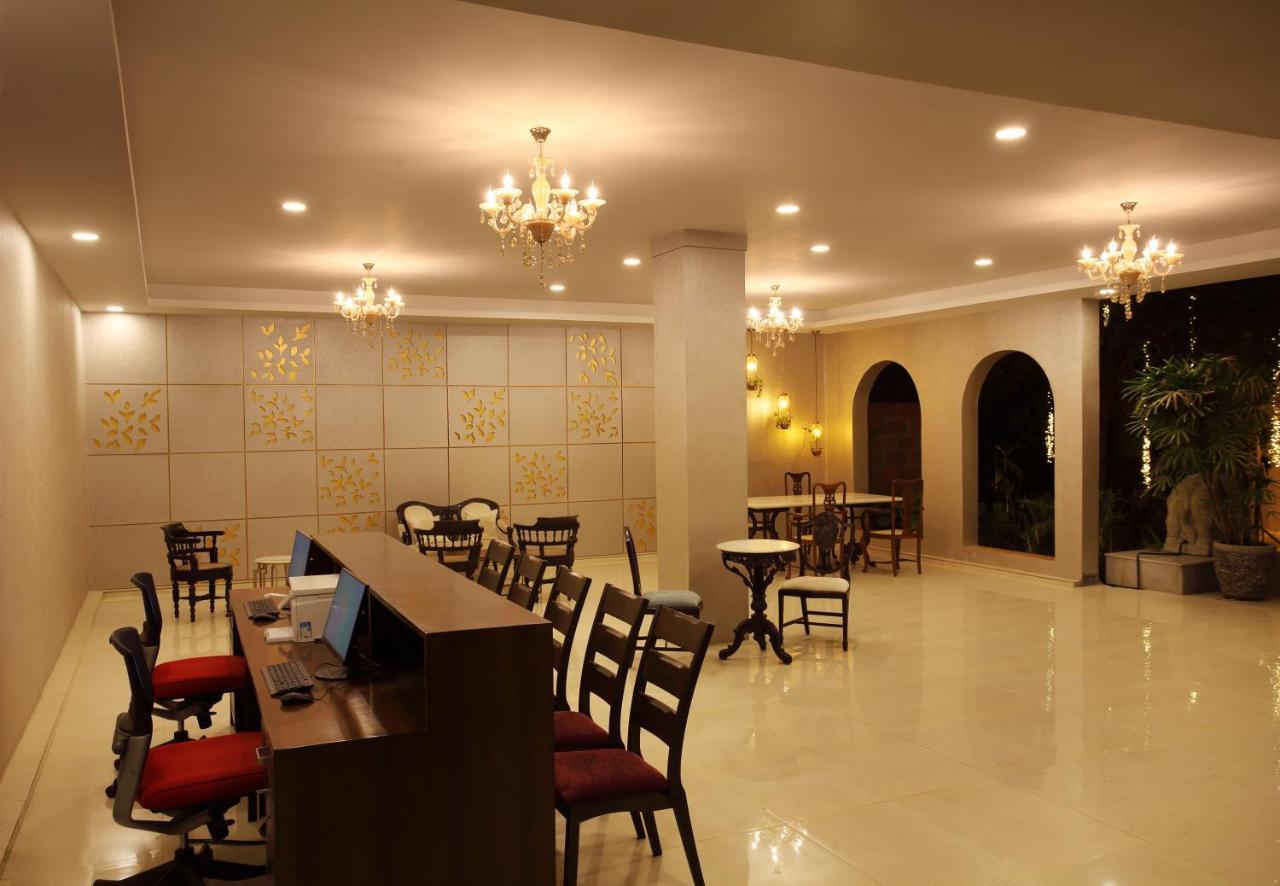 Royalton Leisure &