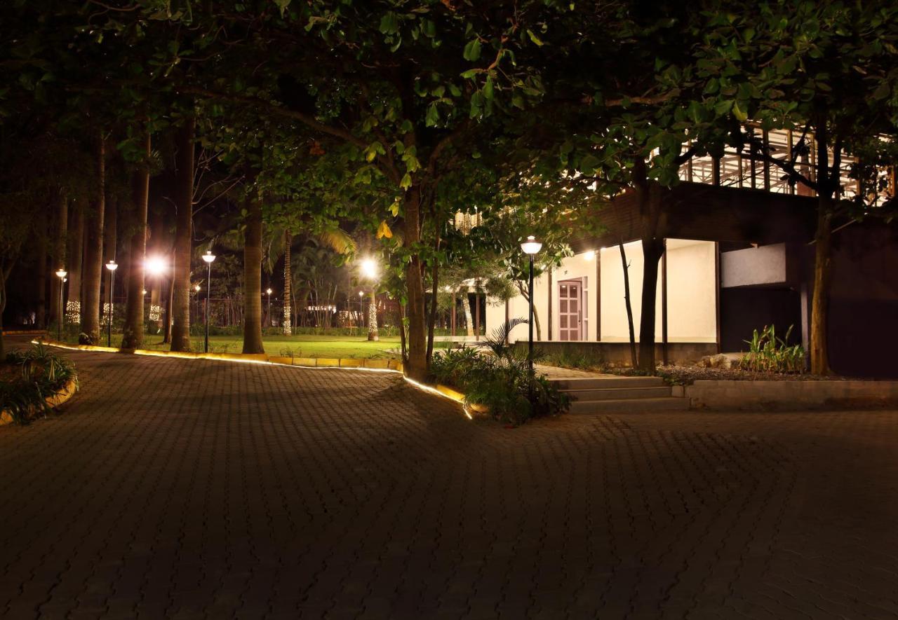 Hotel Royalton Leisure & Bangalore