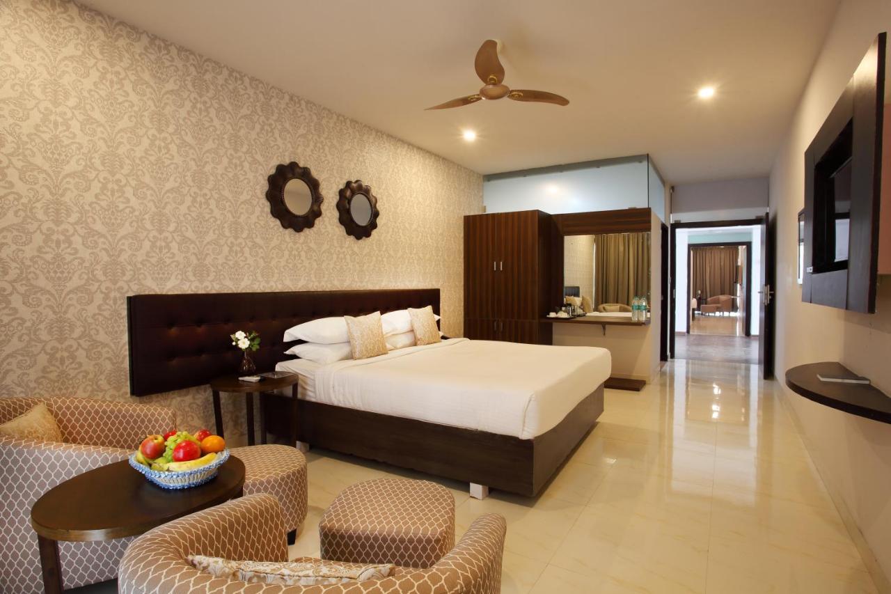 Royalton Leisure &
