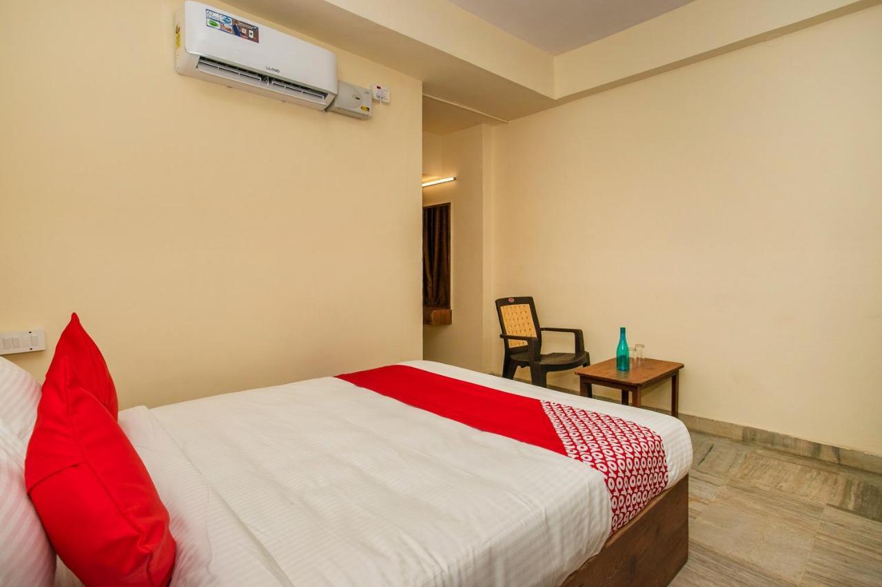 Oyo 26565 Rajatha Mahal Hotel Bangalore