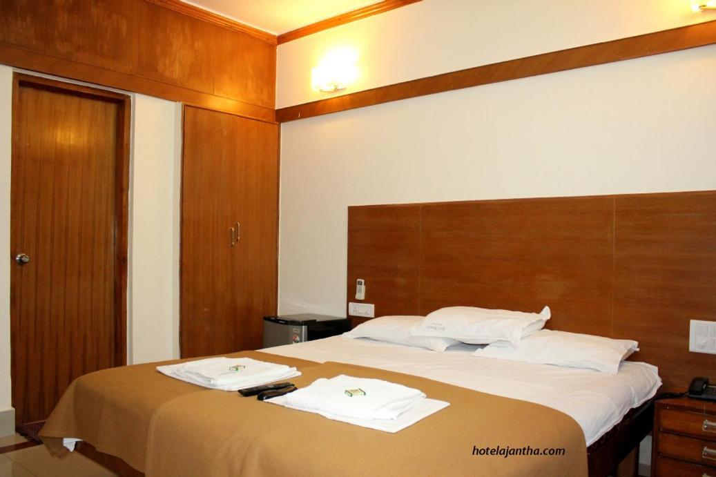 Ajantha Hotel
