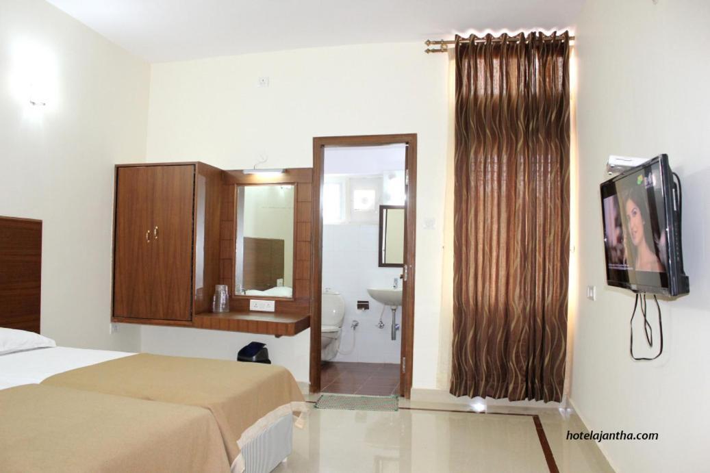 Hotel Ajantha