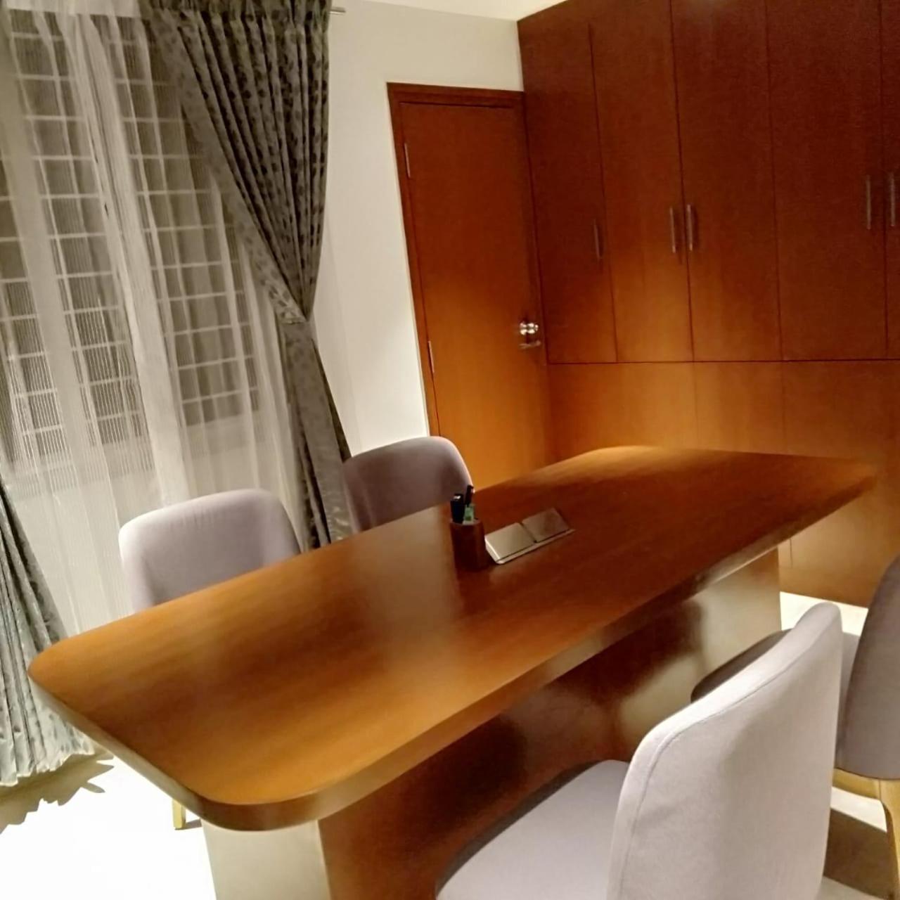 De Mandarin Hotel Bangalore