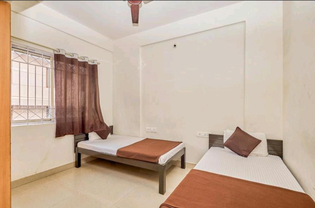 Transit Dorms - A Backpackers & Albergue Bangalore