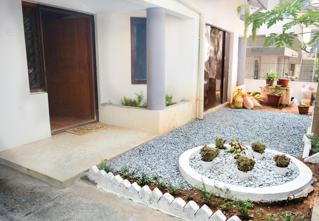 Hostel The Hood Co Living *