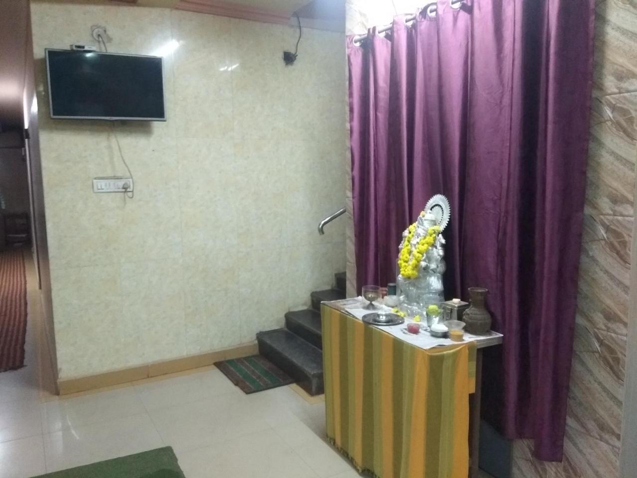 Hotel Apoorva Residency
