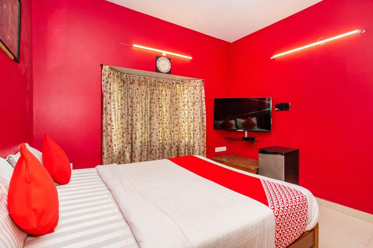 Oyo 894 510 Chetana Apartamento *