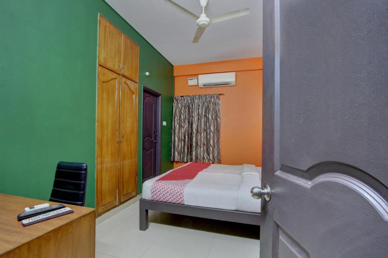 Oyo 10340 Queen's Castle Bangalore