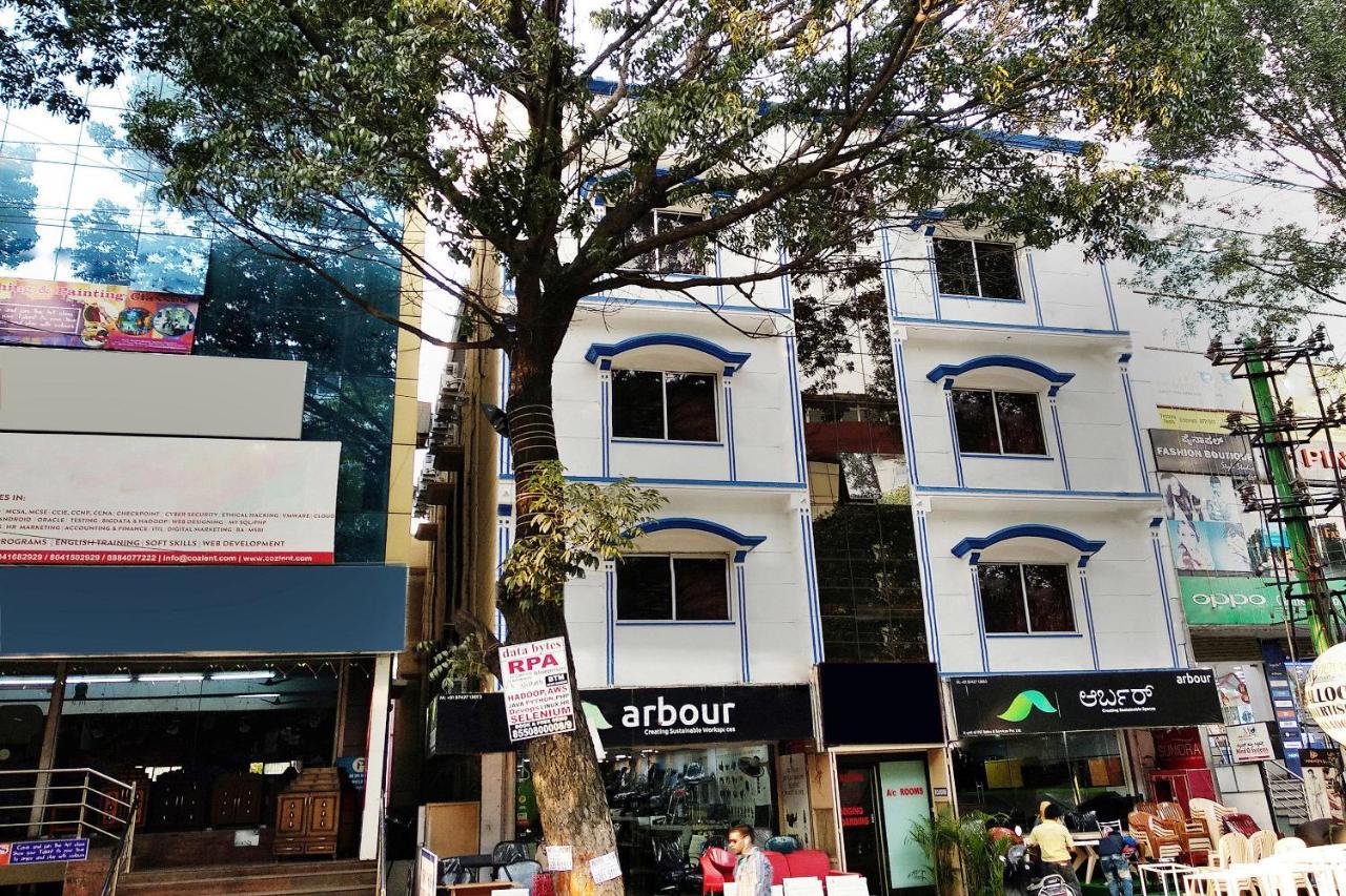 Oyo 10340 Queen's Castle 3* Bangalore