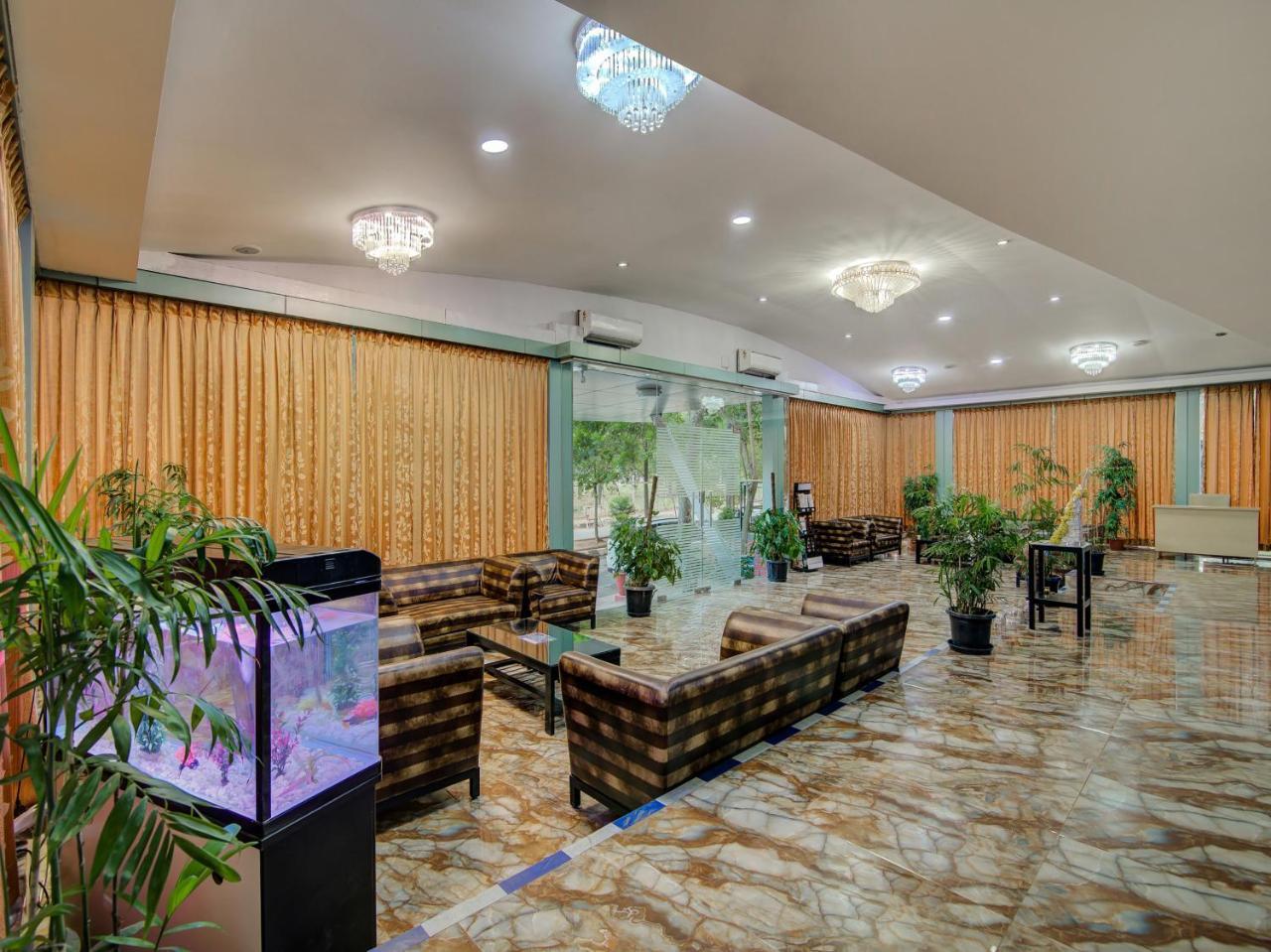 Hotel Gardeenia Comfortes Suites-fully Vaccinated Staff Bangalore