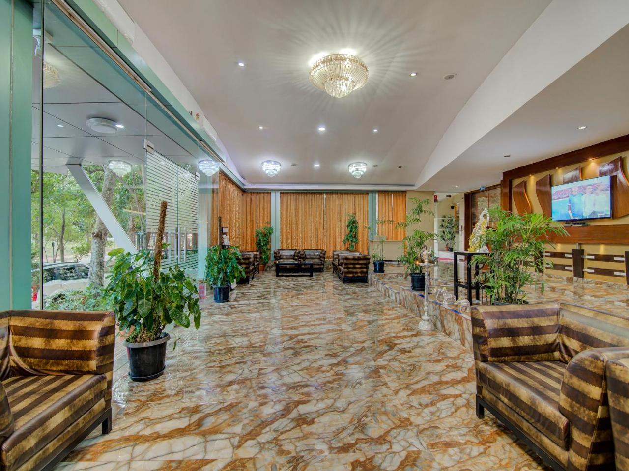 Gardeenia Comfortes Suites-fully Vaccinated Staff Bangalore