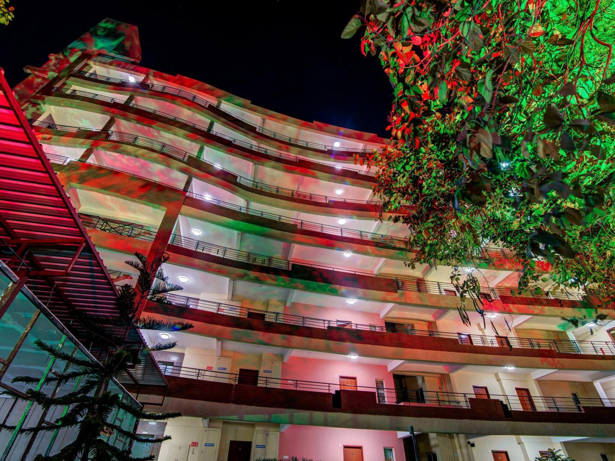 Gardeenia Comfortes Suites-fully Vaccinated Staff 4* Bangalore
