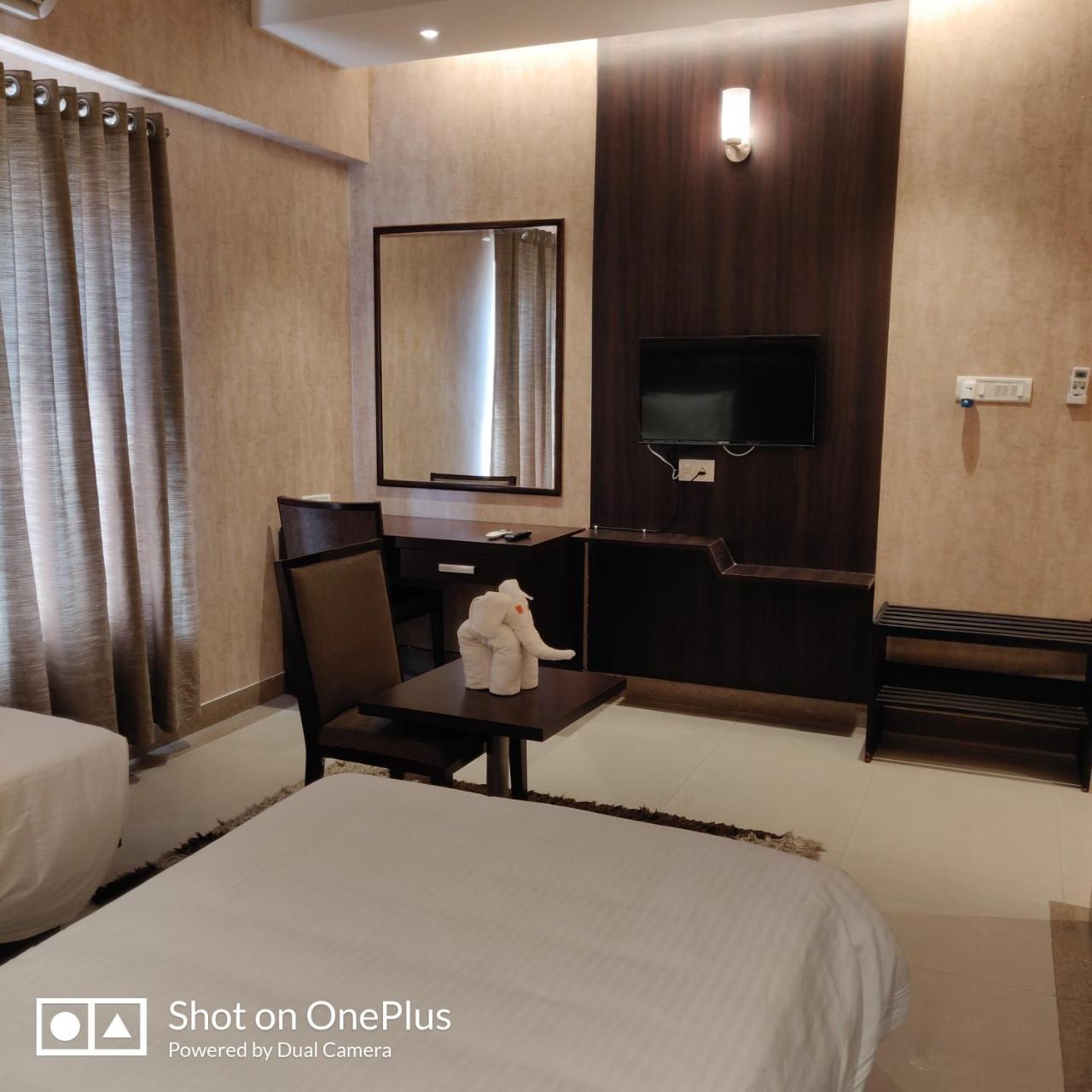 Hotel The Byke Signature