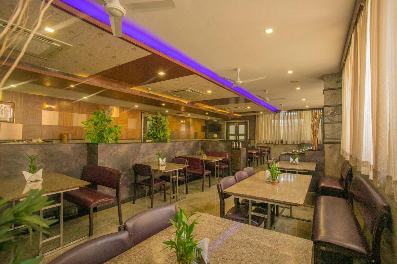 Myspace Hotels Silverstar Hotel 3*