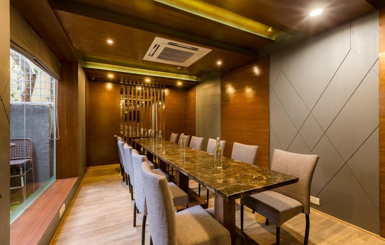 Oyo 316 Brigade Royale 3* Bangalore