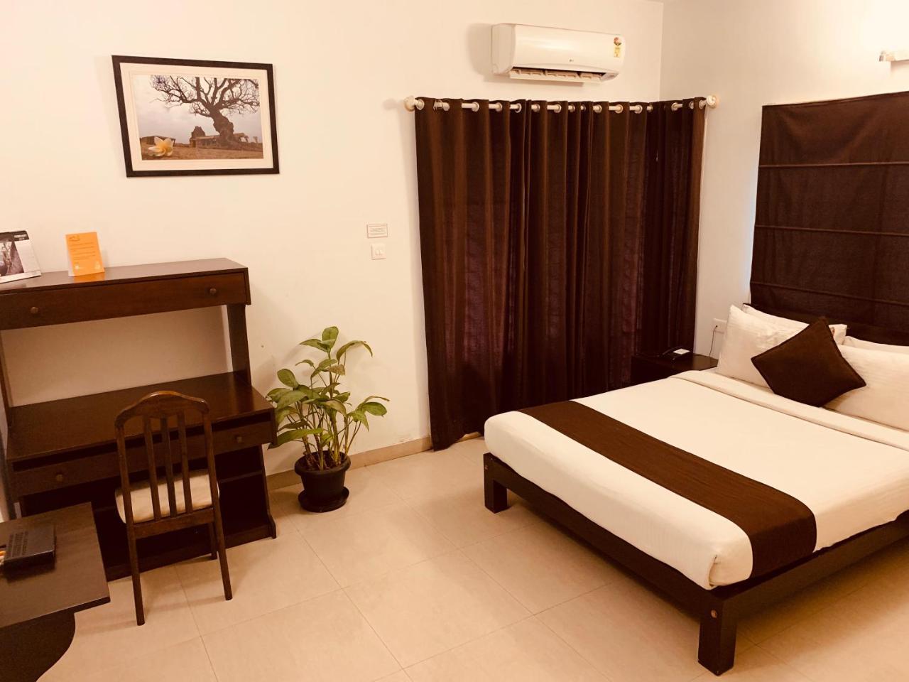 Maple Suites, Serviced Apartment