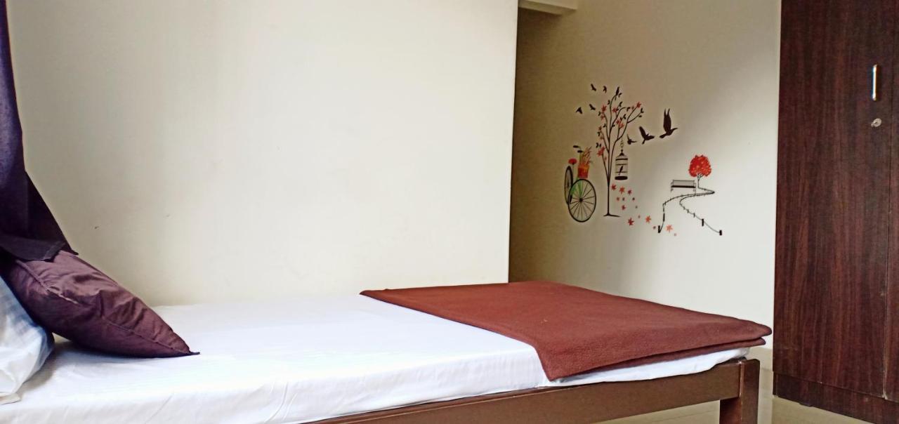 Albergue Transit Dorms - A Backpackers &
