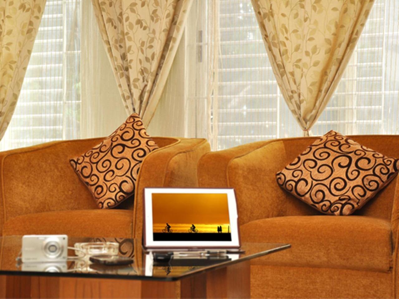 Premium Serviced Apartment *