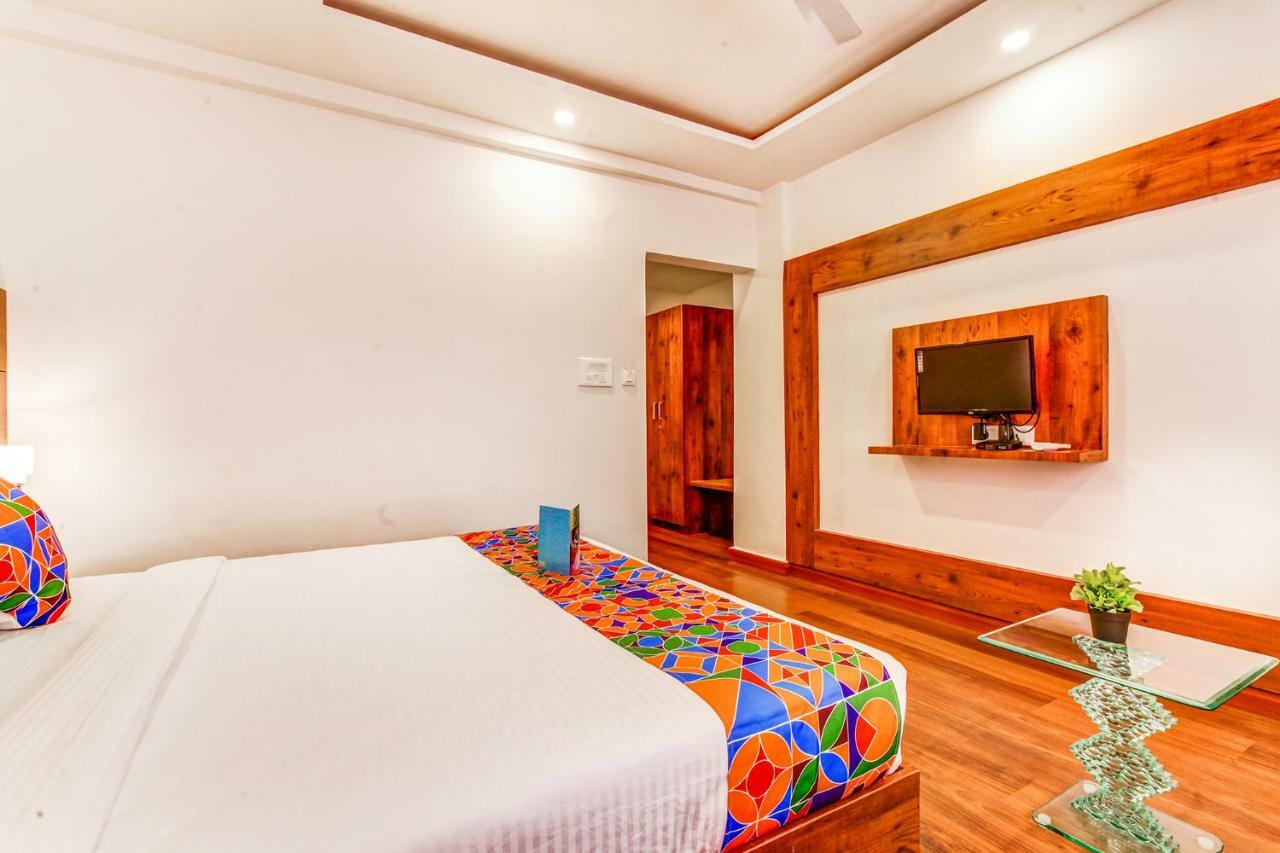 Hotel Fabhotel Vista - Frazer Town