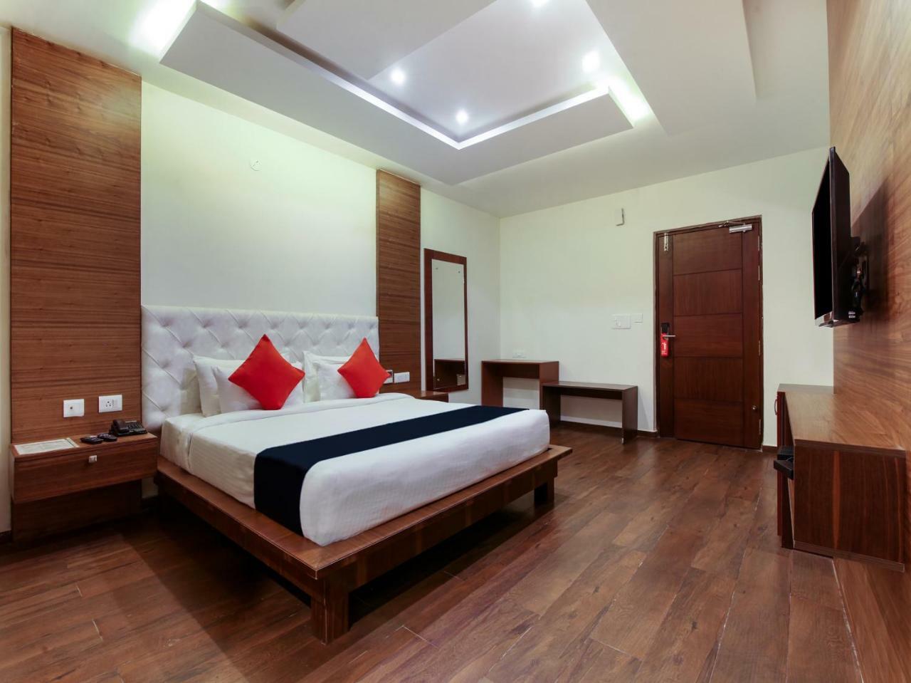 Hotel Capital O 11903 Southern 3*