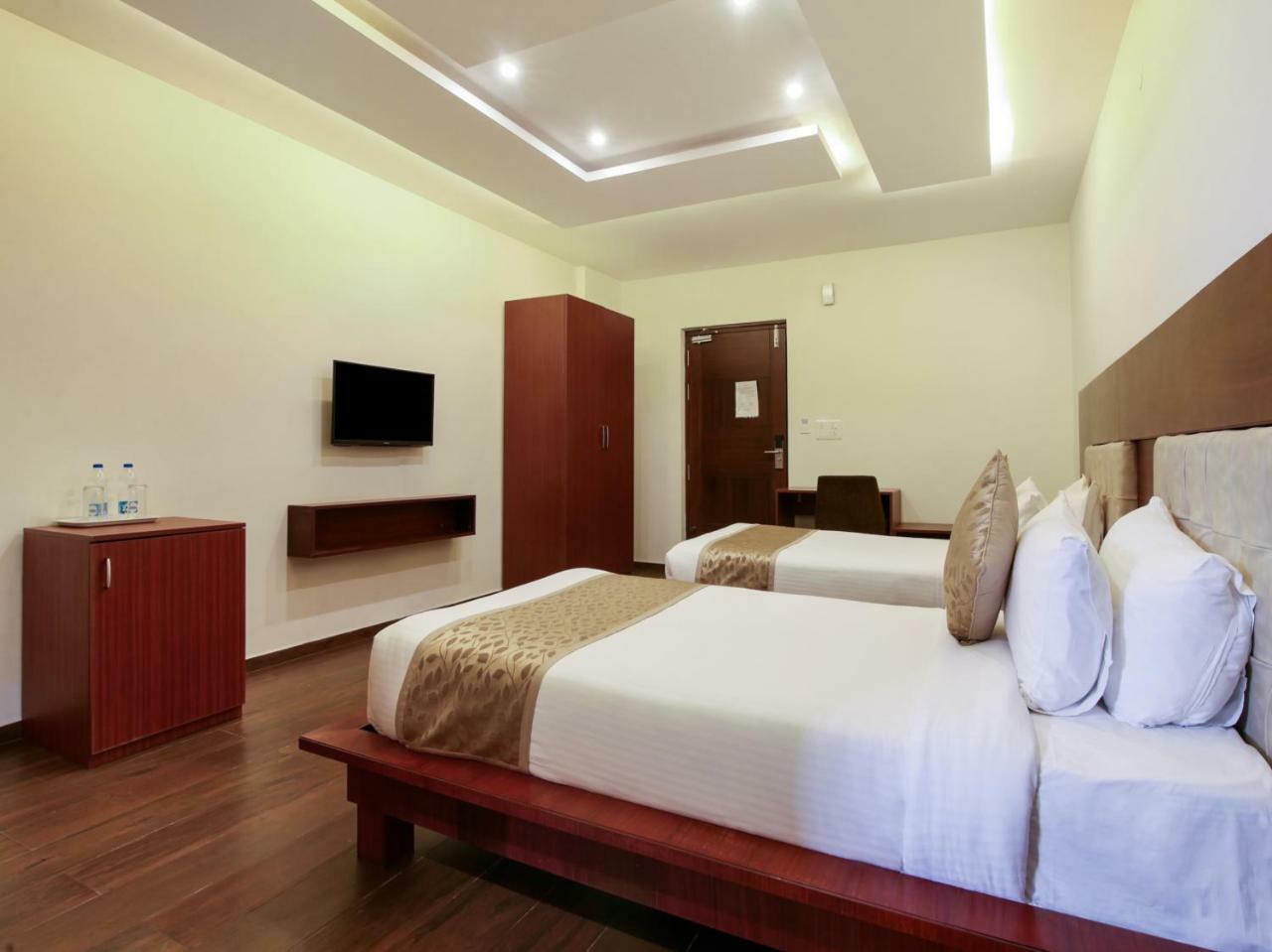 Capital O 11903 Southern Hotel 3*