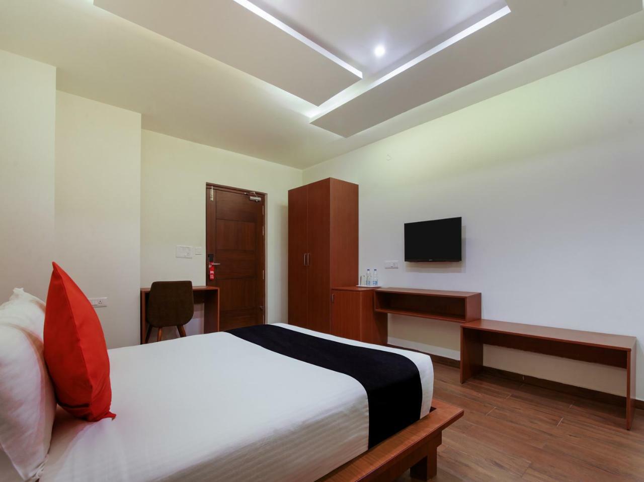 Capital O 11903 Southern Hotel 3*