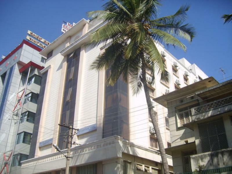 Suraksha Residency Hotel 2*