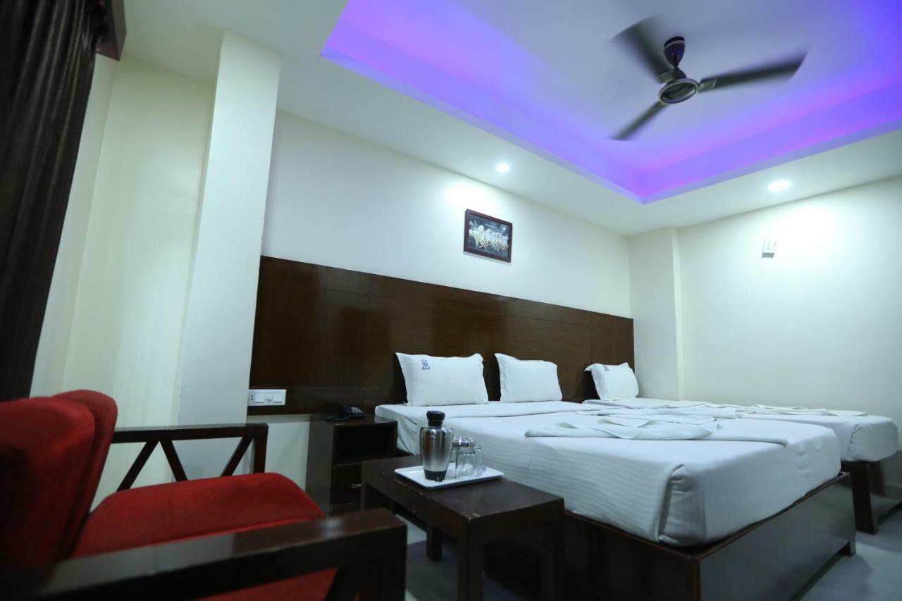 Hotel Rr International