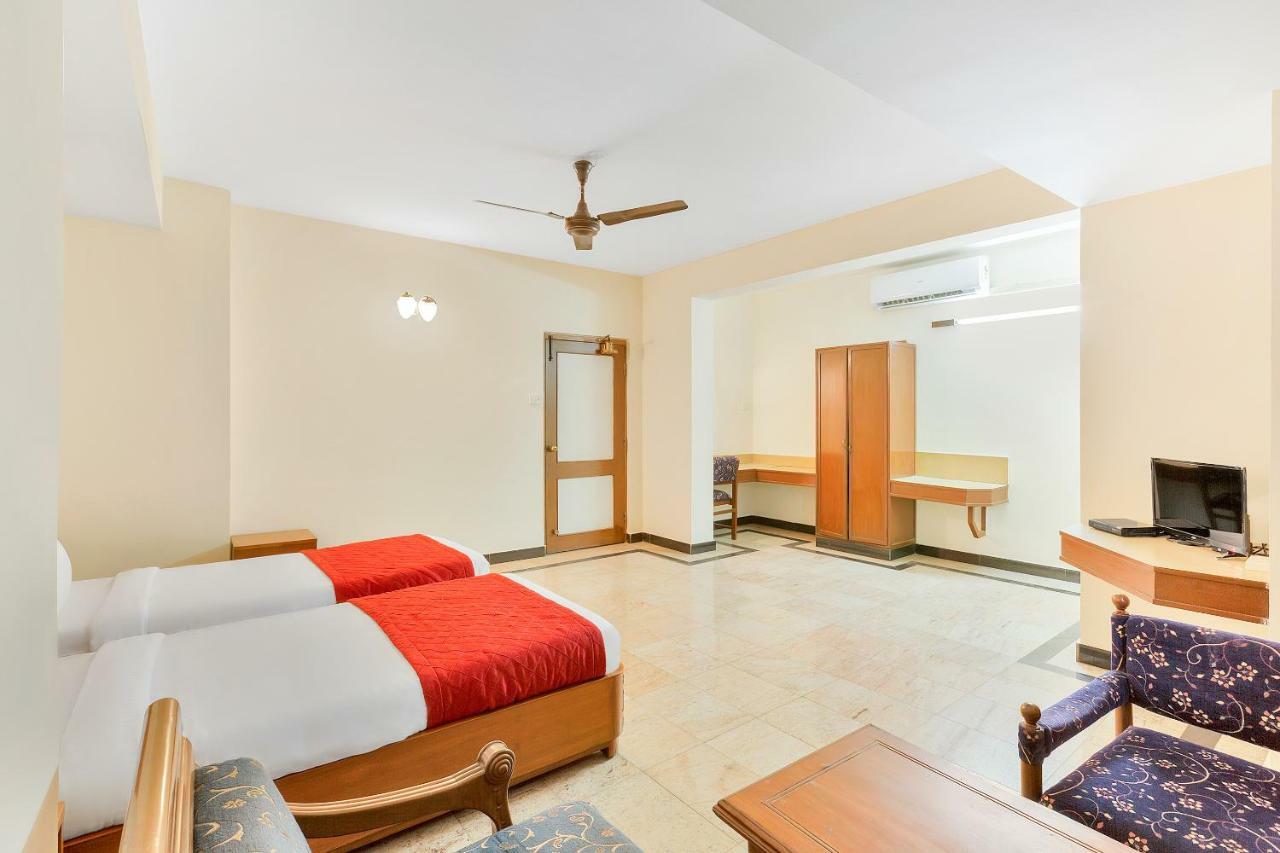 Hotel Oyo 10534 Kanishka 3*