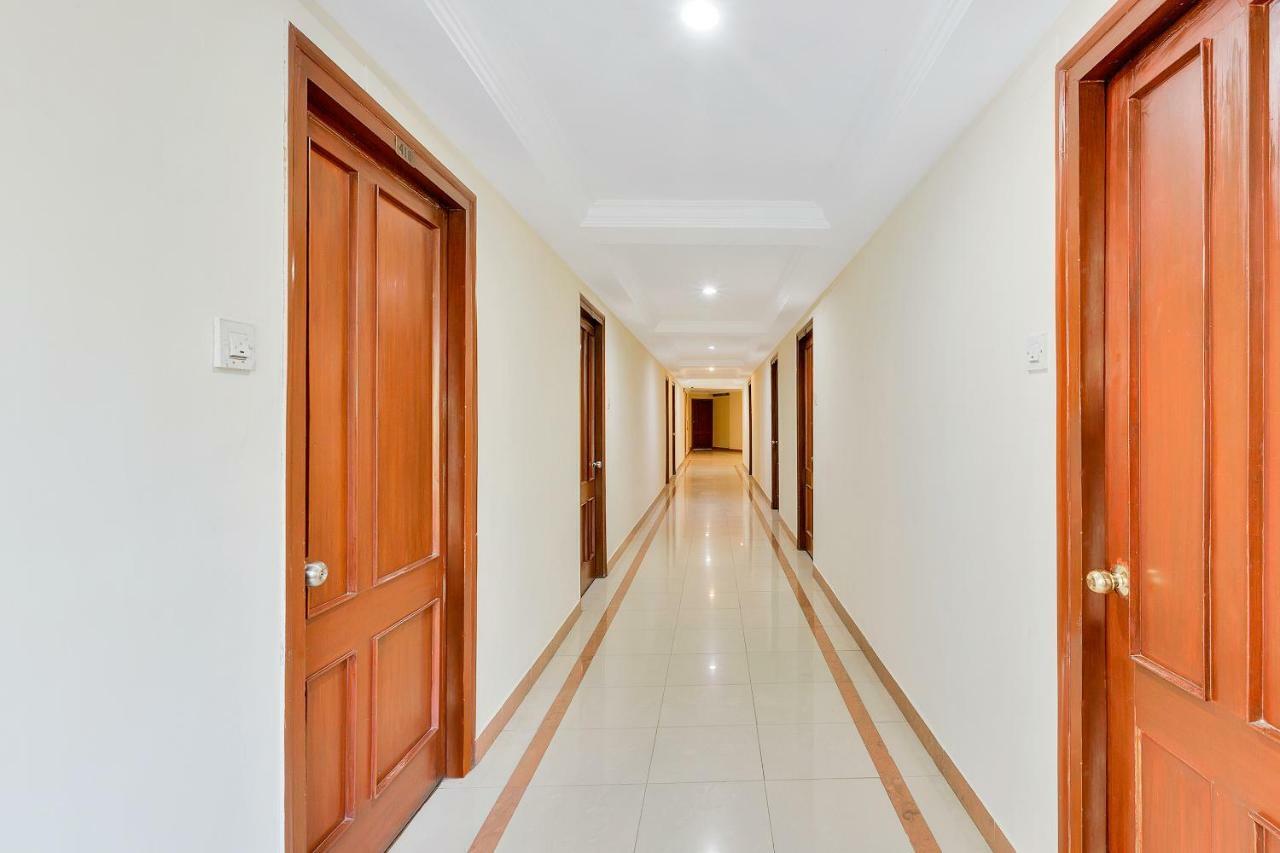 Oyo 10534 Kanishka Hotel Bangalore