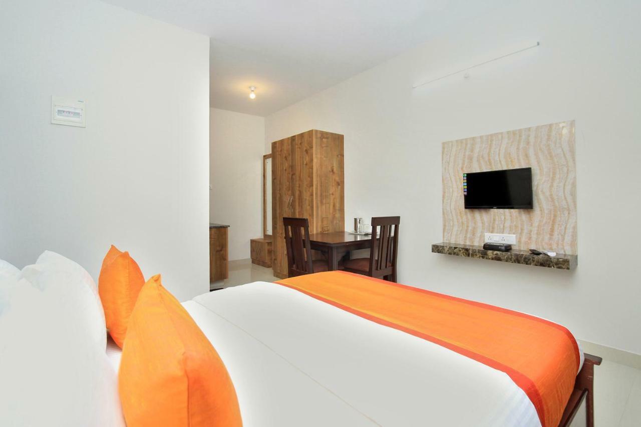 Hotel Oyo 12033 Royal 3*