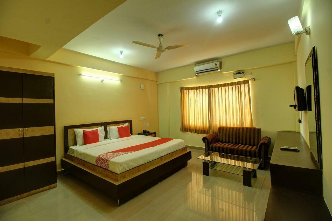 Hotel Oyo 36976 Rajashree Comforts Bangalore