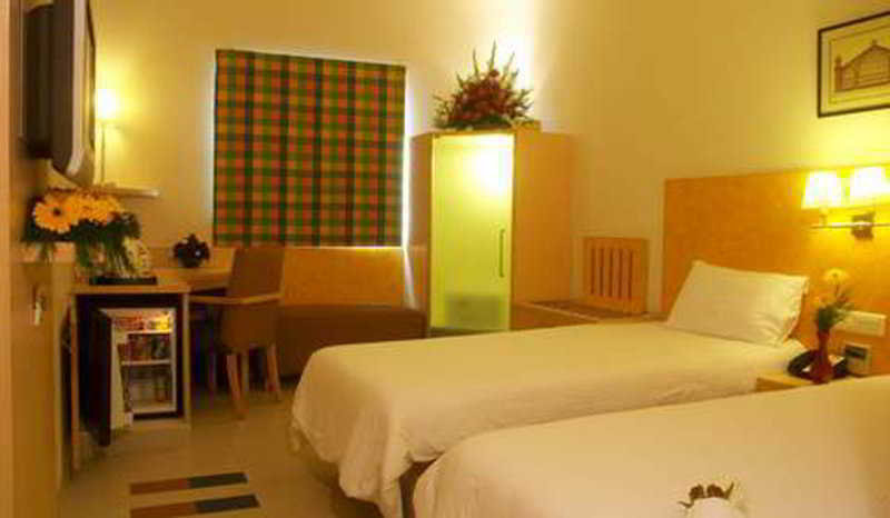Radha Hometel 3* Bangalore