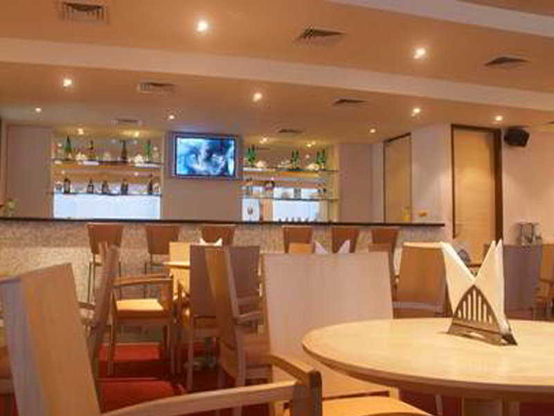 Hotel Radha Hometel