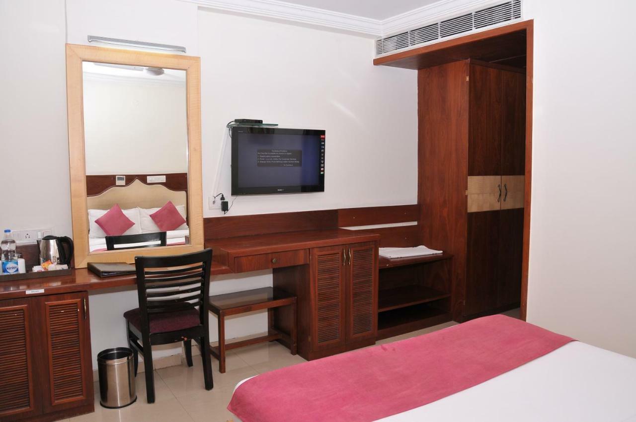 Meenal Hotel Bangalore