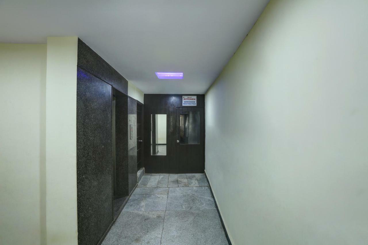 Windsor Castle Brigade Rd Hotel