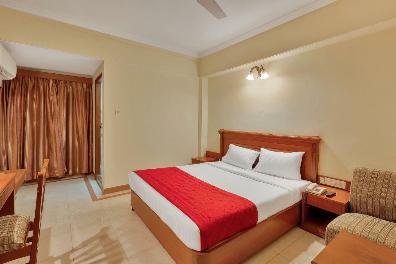 Oyo 10534 Kanishka Hotel 3*