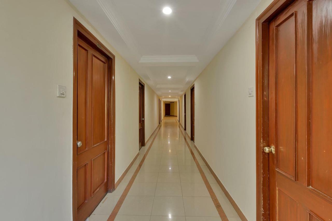 Oyo 10534 Kanishka Hotel Bangalore