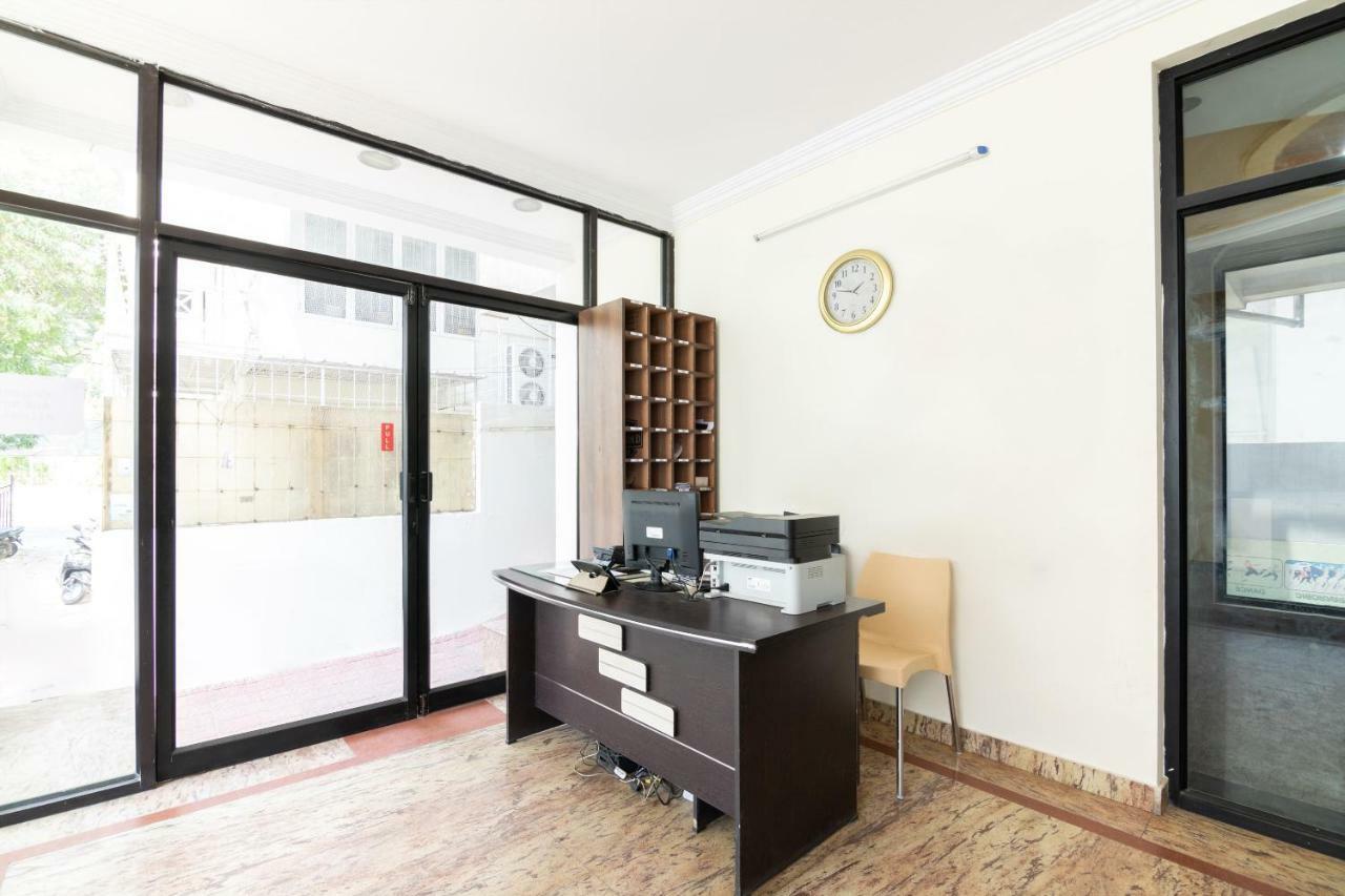 Oyo 12261 Victorian Comforts 3* Bangalore