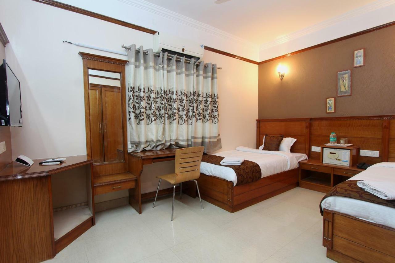 Bluemoon Grand Hotel 3*