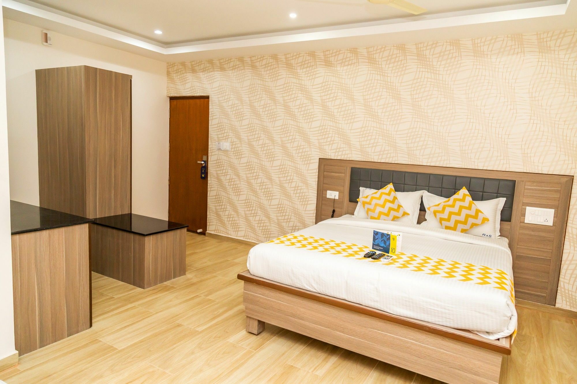 Hotel Ram4 Seasons Silk Board 3*