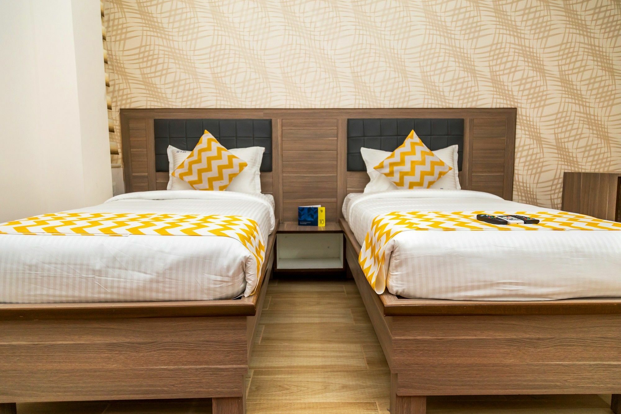Hotel Ram4 Seasons Silk Board 3*