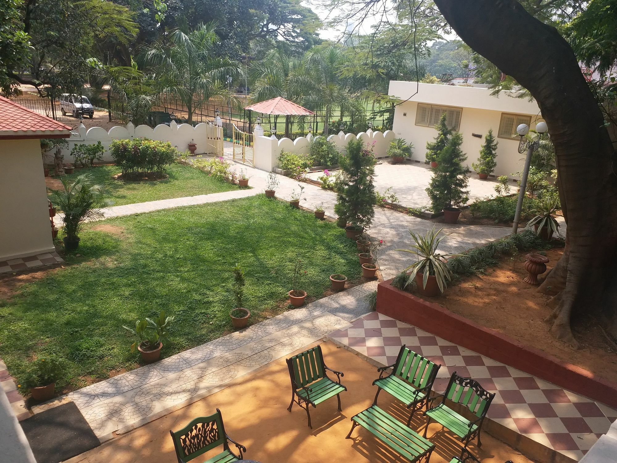 Hotel Jayamahal Palace 4*