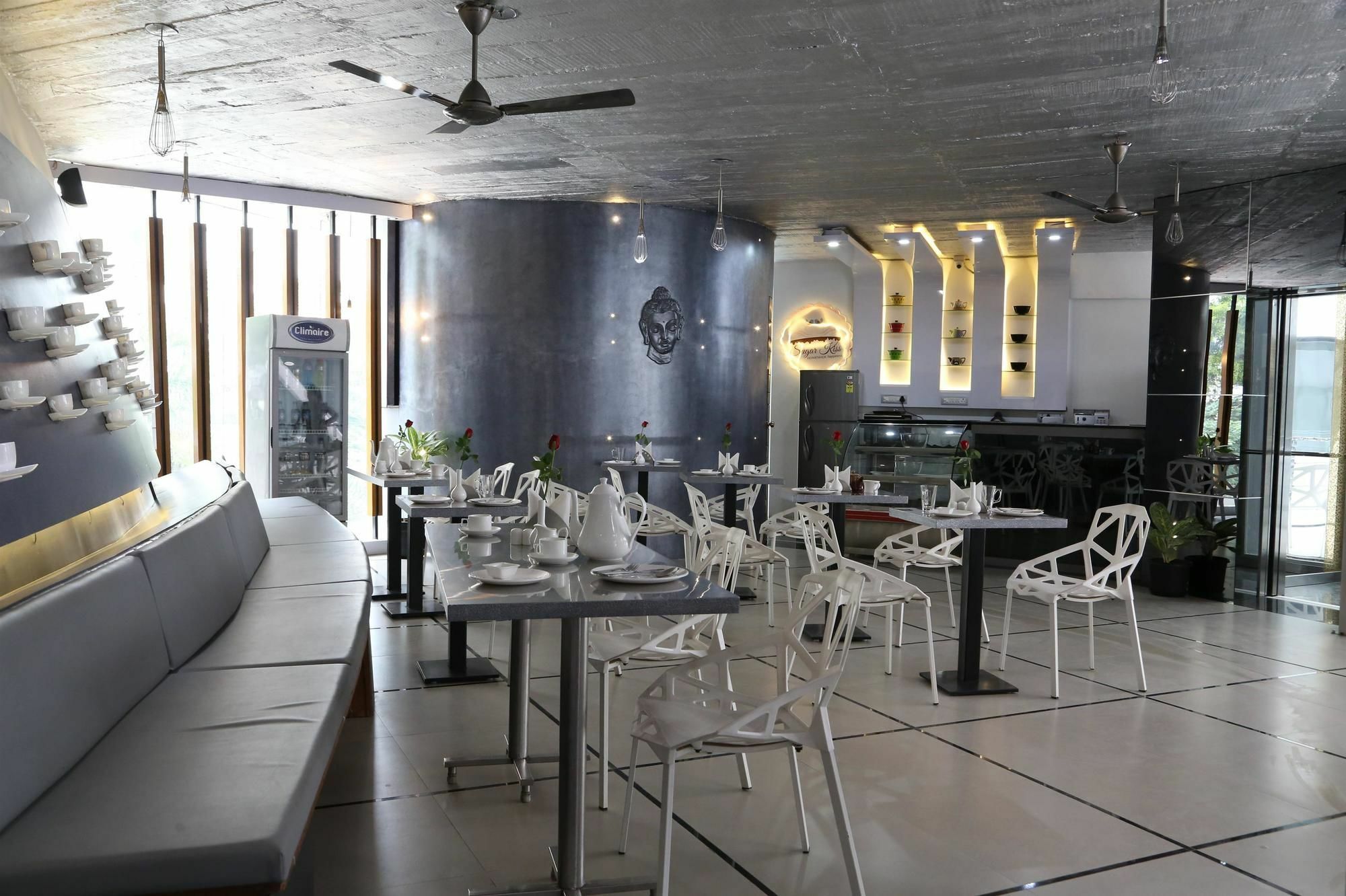 Days & By Wyndham Whitefield Hotel
