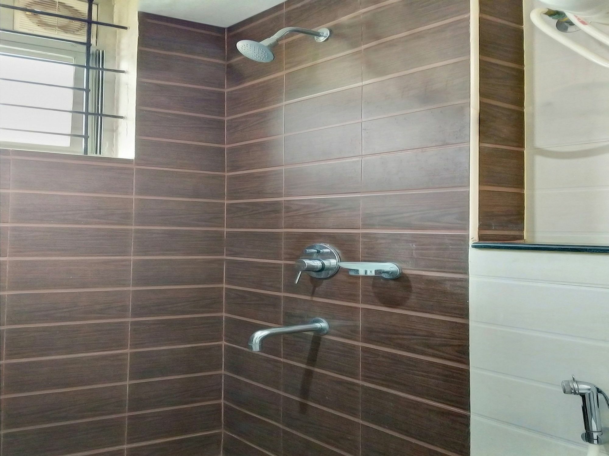 Oyo 11683 Ymca Hotel 3*