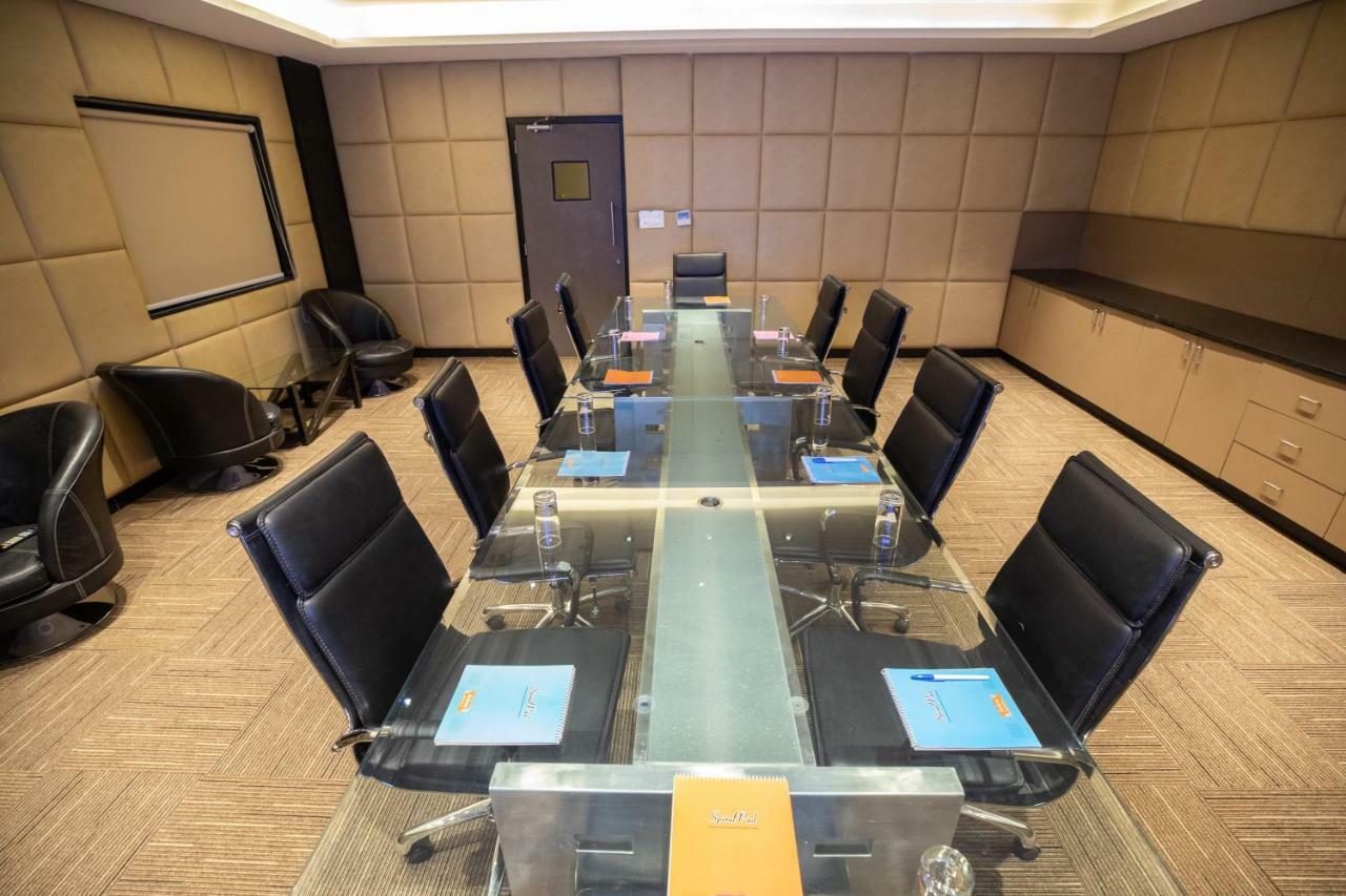 Fabhotel Prime Grand Seasons