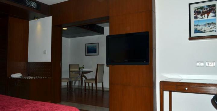 Sfo And Hotel 3*