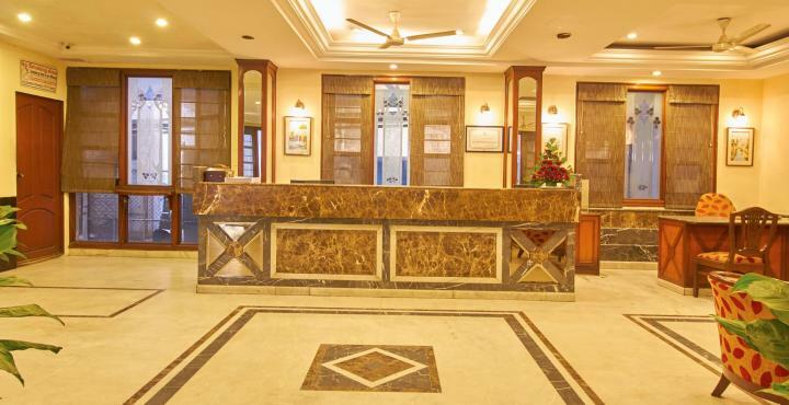 Fabhotel Royale Basant Residency - Gandhinagar 3*