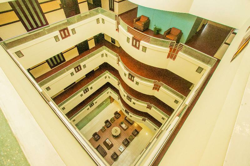 Hotel Shilton Royale Bangalore