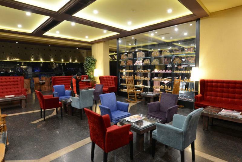 Hotel Sterlings Mac Bangalore